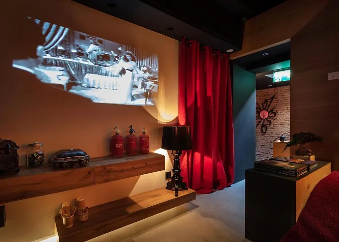 Zrooms&Suites Hostel Boutique Zaragoza